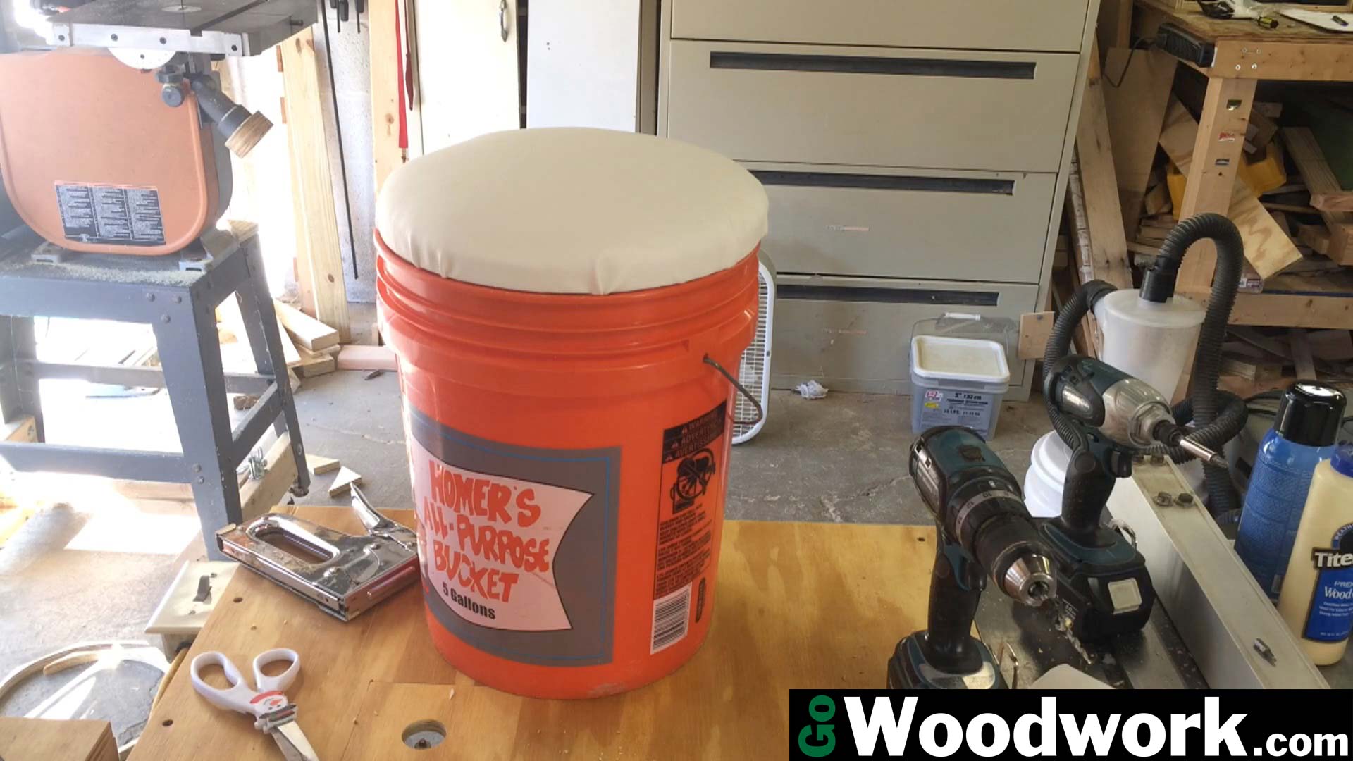 How to Make a 5-Gallon Bucket Seat, Homesteady